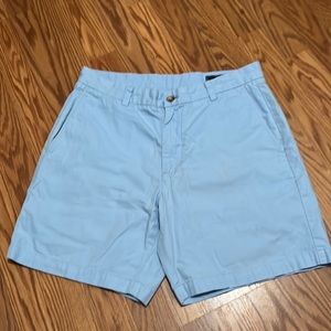 Vineyard vines shorts size 32 adult